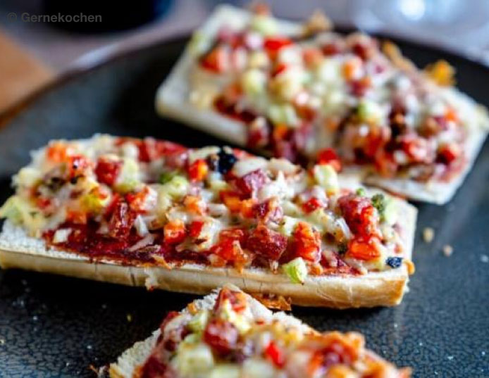 Pizza-Cupcakes mit Aoste Salami