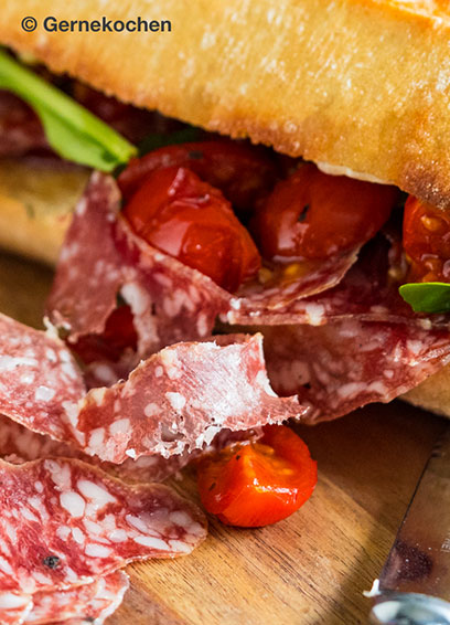 Ciabatta-Salami-Sandwich