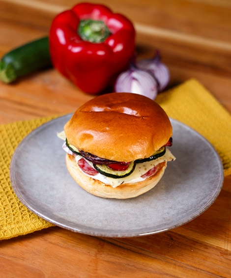 Mediterrane Antipasti-Burger